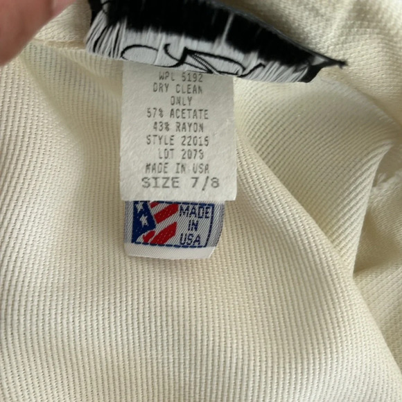 Vintage Victoria Ashley Cream Blazer Top Gold Buttons 7/8 - Picture 10 of 10